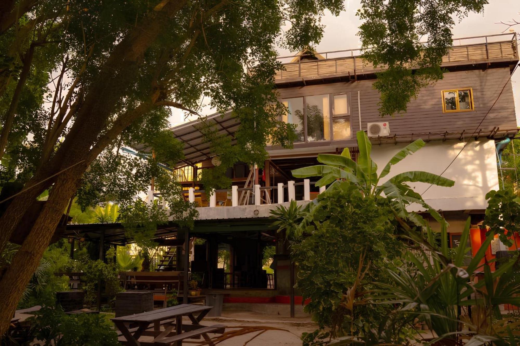 Moov Inn Garden Hostel Ko Tao Luaran gambar